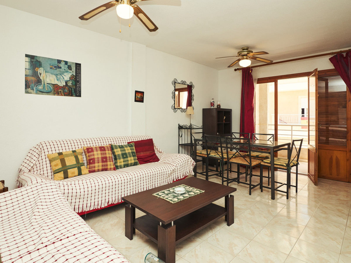 Se vende Apartamento Planta Baja de 2 dormitorios en Costa Blanca, Alicante, España