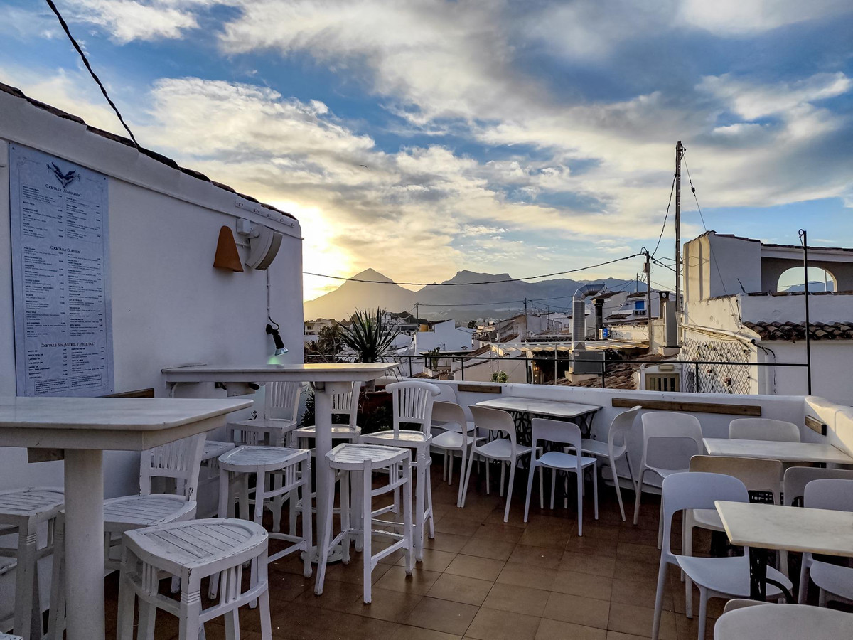 Commercial unit for sale in Altea Costa Blanca, Alicante, Spain