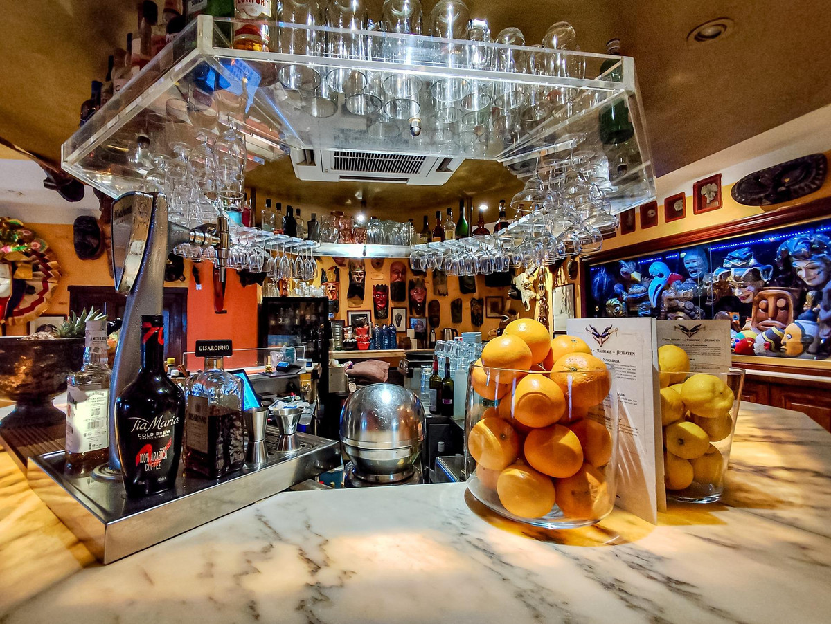 Commercial unit for sale in Altea Costa Blanca, Alicante, Spain