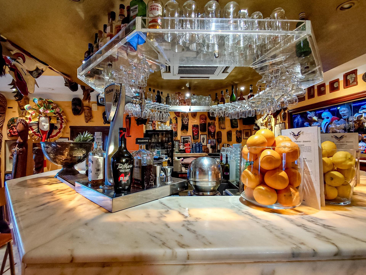 Commercial unit for sale in Altea Costa Blanca, Alicante, Spain