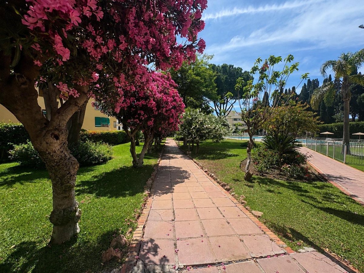 2 Bed Apartment for sale in Torremolinos Costa Del Sol, Málaga, Spain