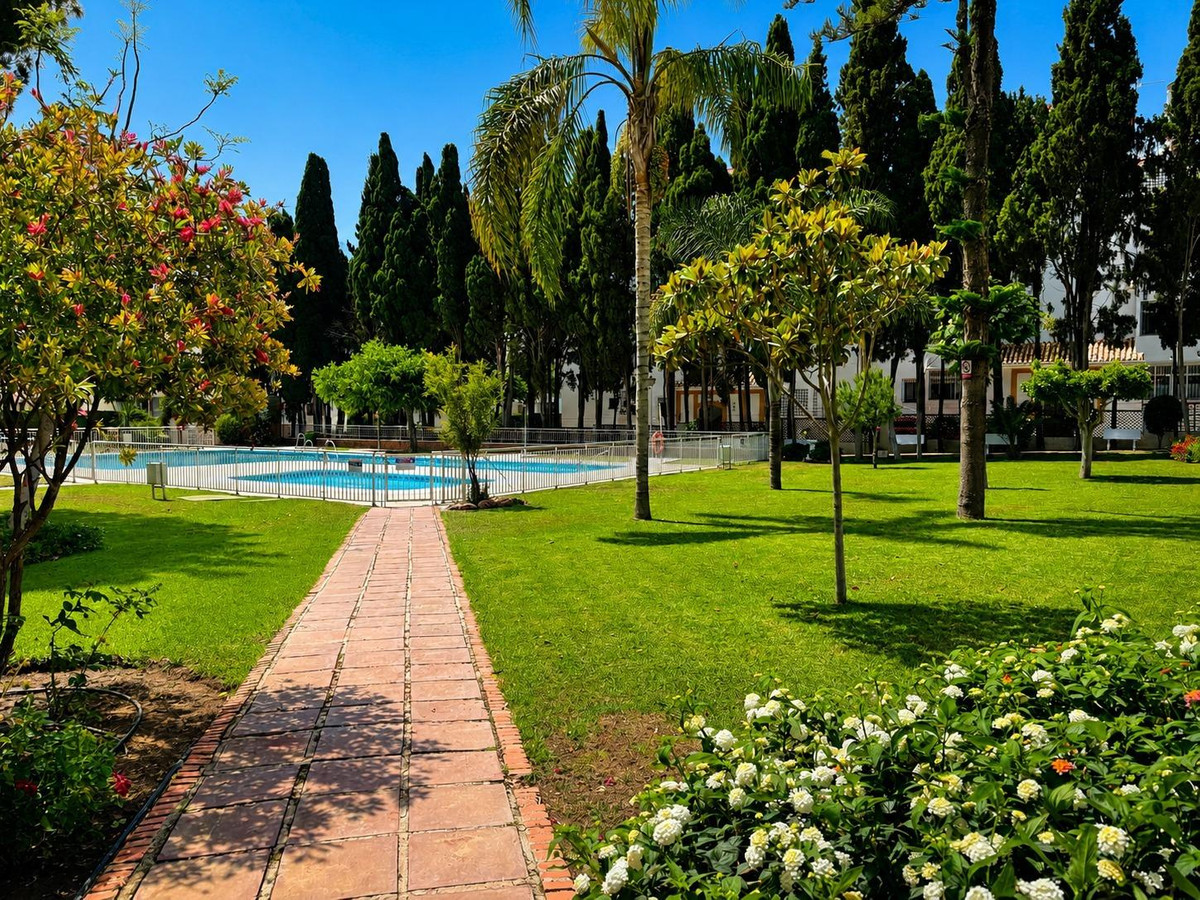 2 Bed Apartment for sale in Torremolinos Costa Del Sol, Málaga, Spain