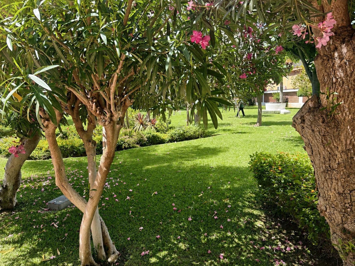 2 Bed Apartment for sale in Torremolinos Costa Del Sol, Málaga, Spain