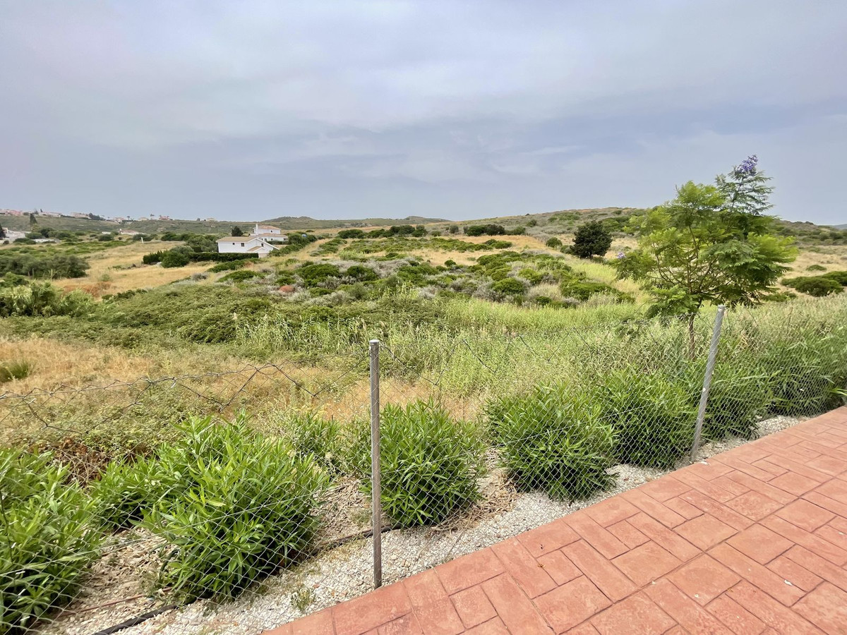 4 Bed Townhouse for sale in La Duquesa Costa Del Sol, Málaga, Spain