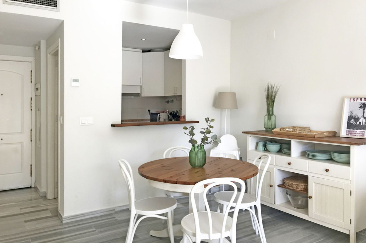 1 Bed Apartment for sale in El Rosario Costa Del Sol, Málaga, Spain
