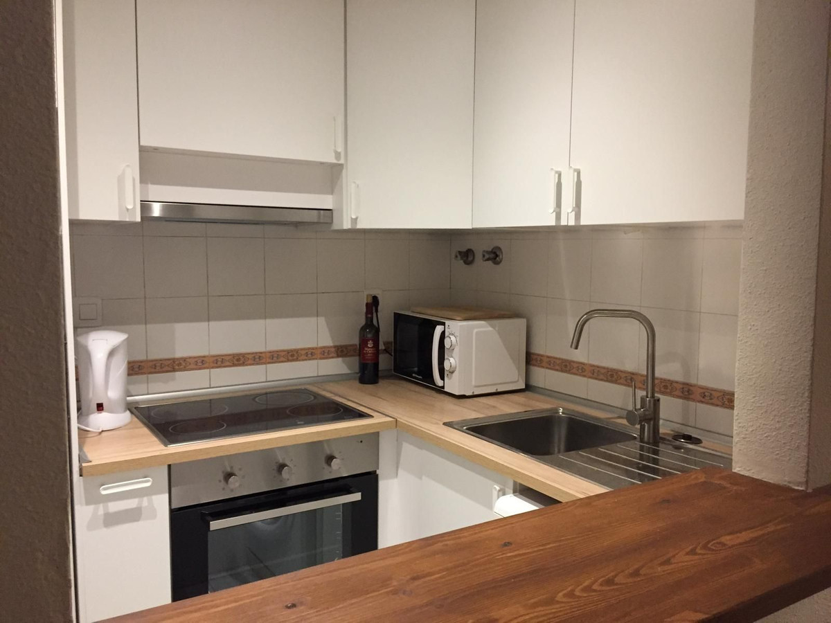 1 Bed Apartment for sale in El Rosario Costa Del Sol, Málaga, Spain