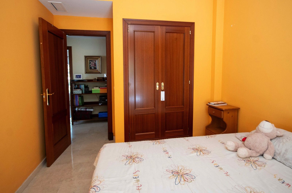 4 Bed Townhouse for sale in Estepona Costa Del Sol, Málaga, Spain