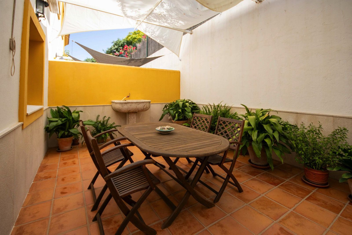4 Bed Townhouse for sale in Estepona Costa Del Sol, Málaga, Spain
