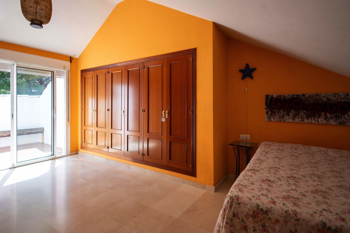 4 Bed Townhouse for sale in Estepona Costa Del Sol, Málaga, Spain