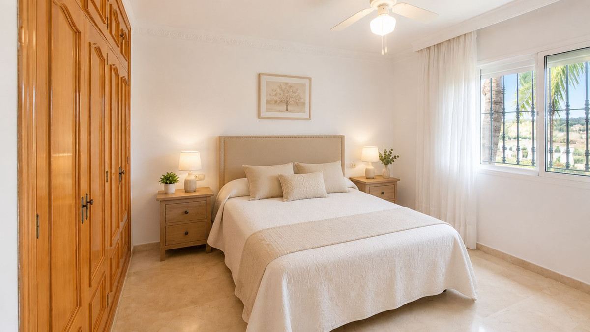 3 Bed Townhouse for sale in Estepona Costa Del Sol, Málaga, Spain