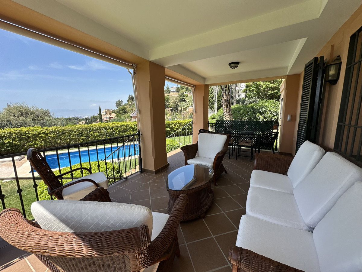 Se vende Villa - Chalet de 6 dormitorios en Costa Del Sol, Málaga, España