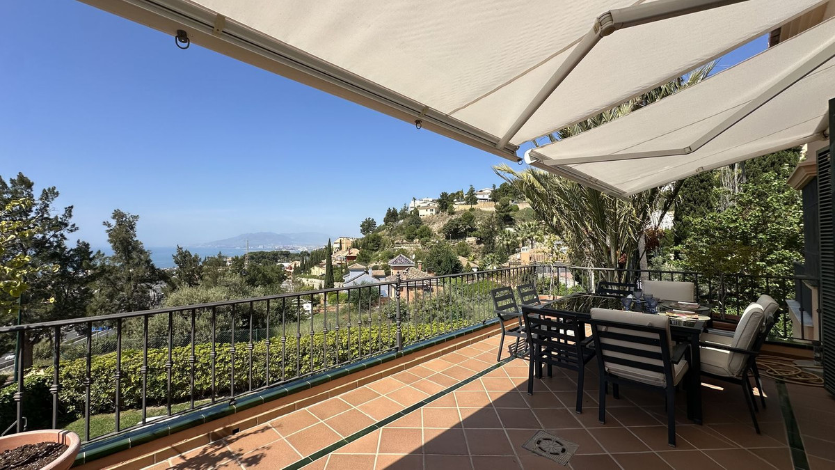 Se vende Villa - Chalet de 6 dormitorios en Costa Del Sol, Málaga, España