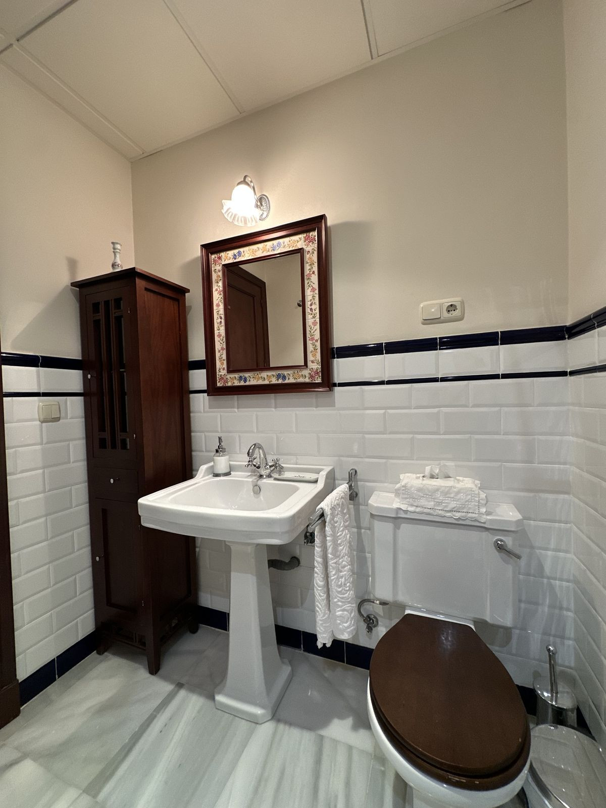 Se vende Villa - Chalet de 6 dormitorios en Costa Del Sol, Málaga, España