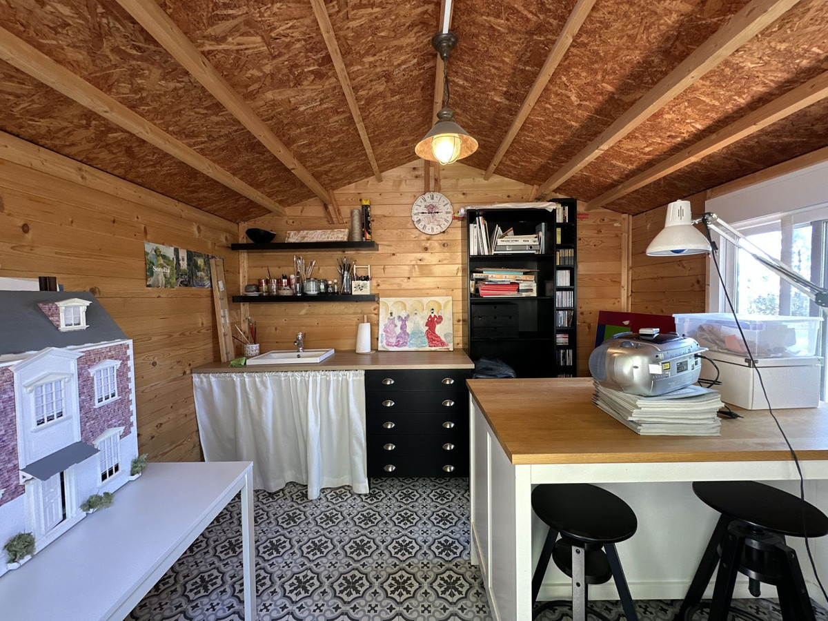Se vende Villa - Chalet de 6 dormitorios en Costa Del Sol, Málaga, España