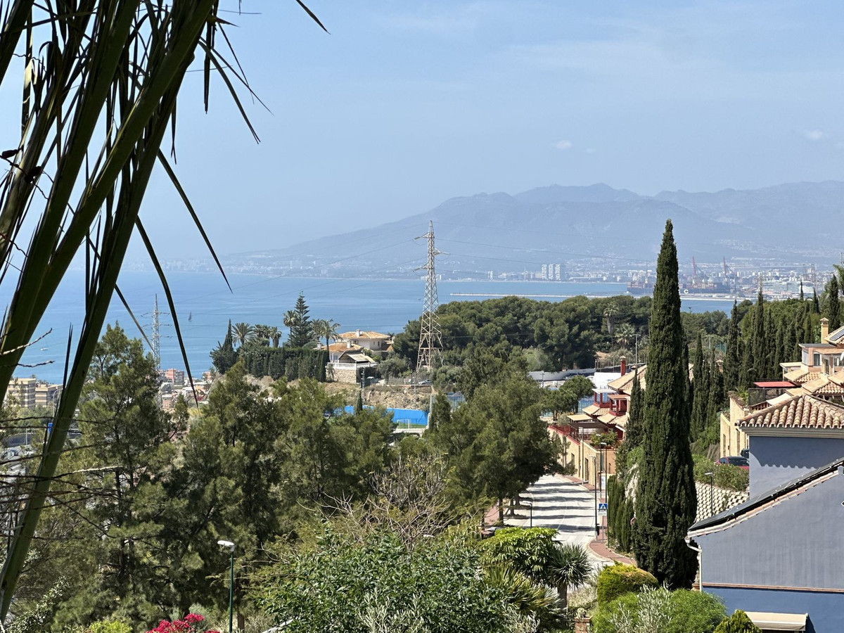Se vende Villa - Chalet de 6 dormitorios en Costa Del Sol, Málaga, España