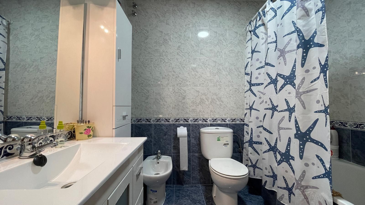 2 Bed Apartment for sale in Casabermeja Costa Del Sol, Málaga, Spain
