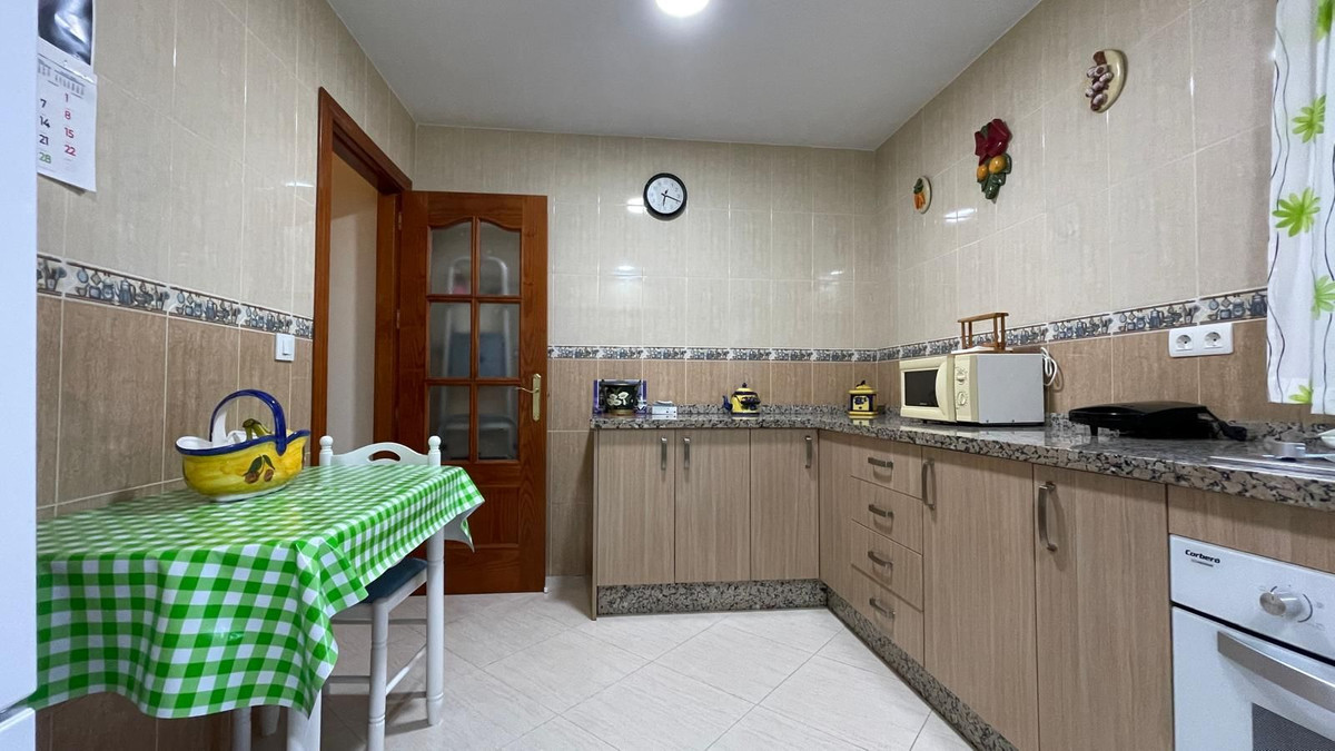 2 Bed Apartment for sale in Casabermeja Costa Del Sol, Málaga, Spain