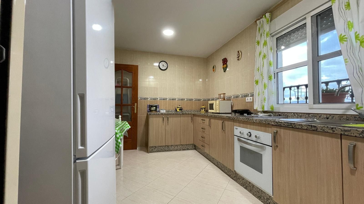 2 Bed Apartment for sale in Casabermeja Costa Del Sol, Málaga, Spain