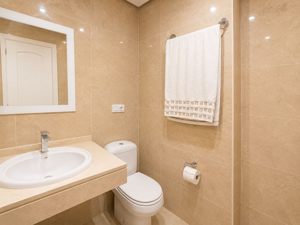 2 Bed Apartment for sale in Manilva Costa Del Sol, Málaga, Spain