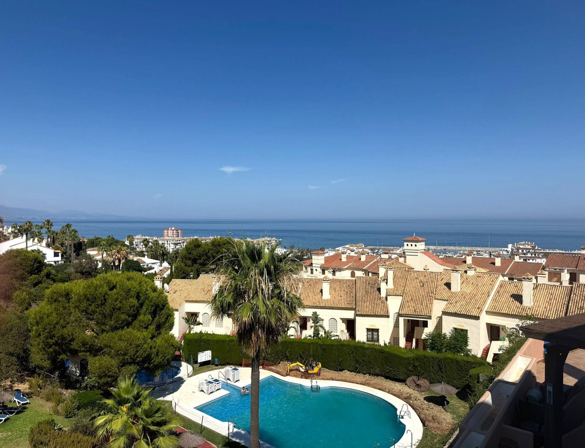 2 Bed Apartment for sale in Manilva Costa Del Sol, Málaga, Spain