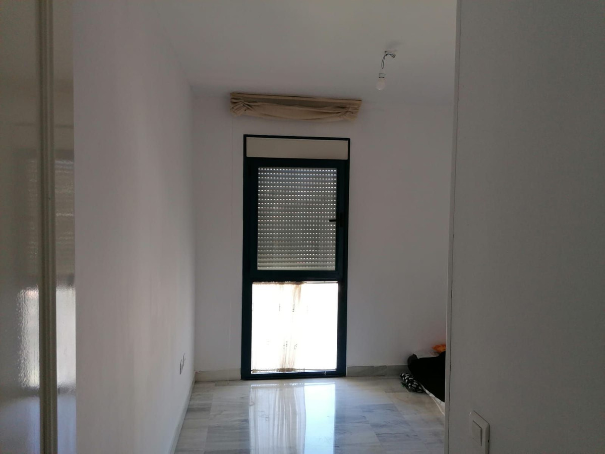 3 Bed Apartment for sale in Marbella Costa Del Sol, Málaga, Spain