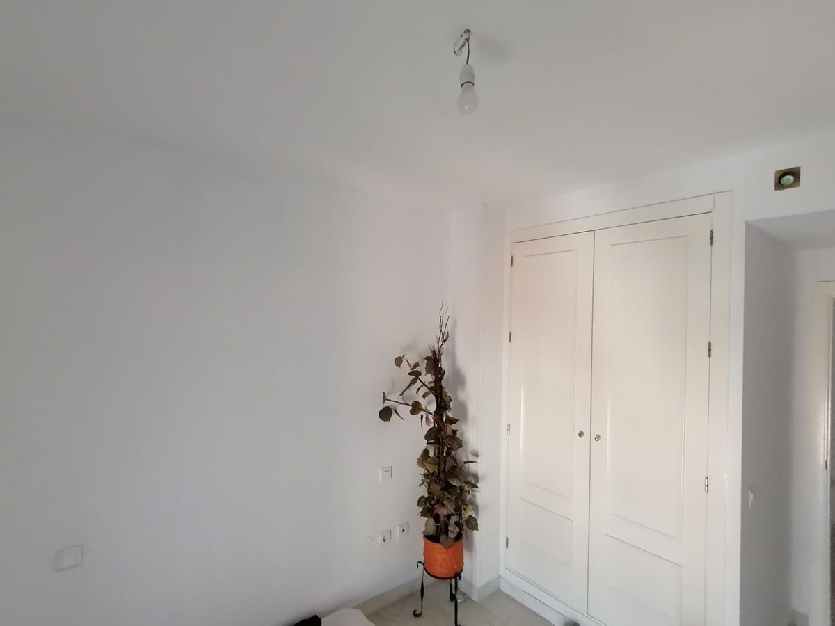3 Bed Apartment for sale in Marbella Costa Del Sol, Málaga, Spain