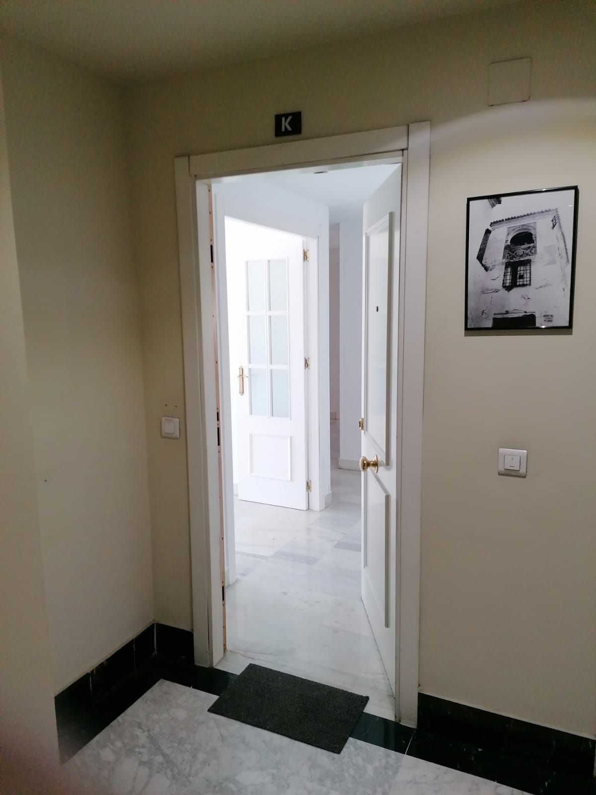 3 Bed Apartment for sale in Marbella Costa Del Sol, Málaga, Spain