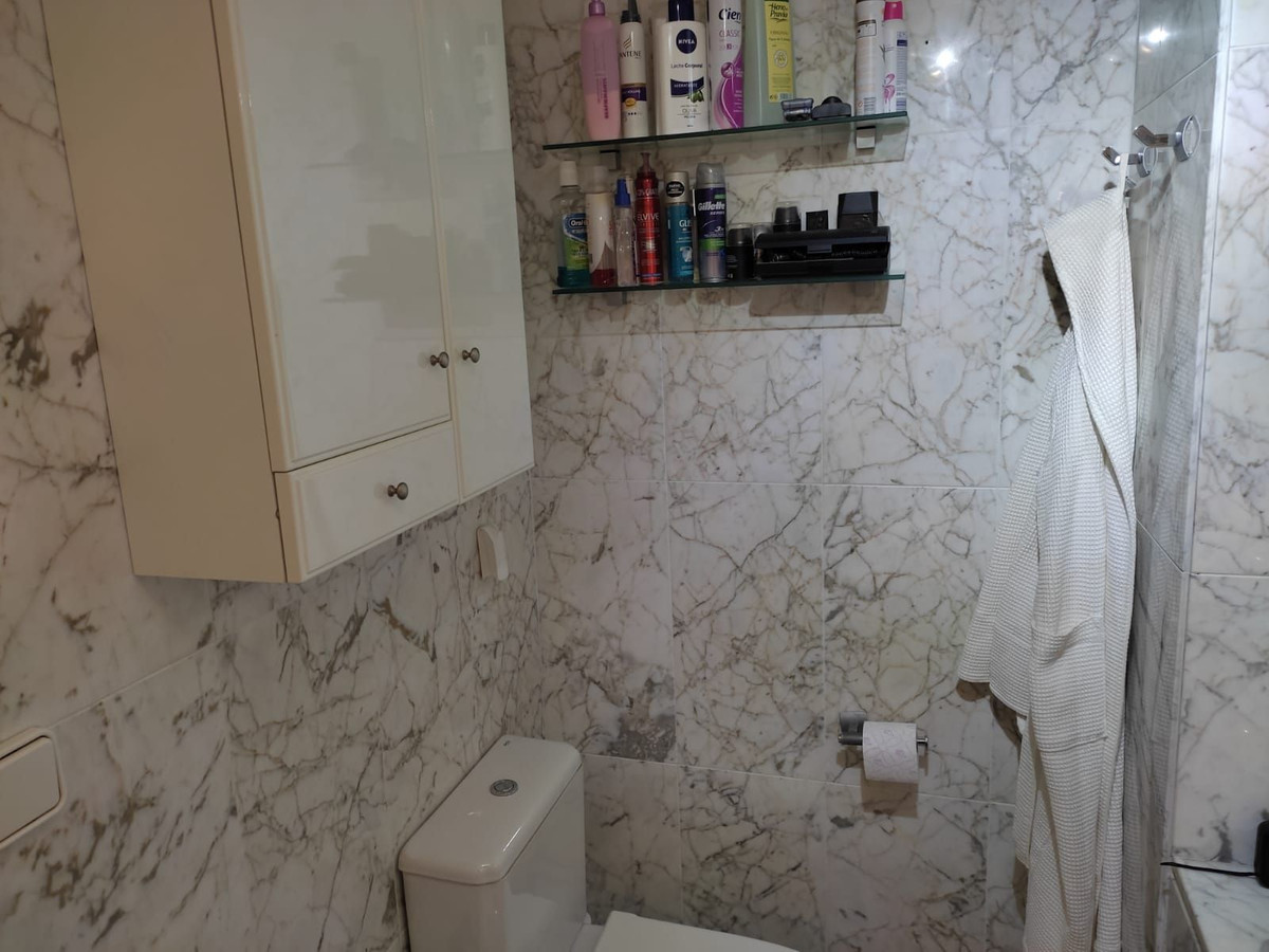 3 Bed Apartment for sale in Marbella Costa Del Sol, Málaga, Spain