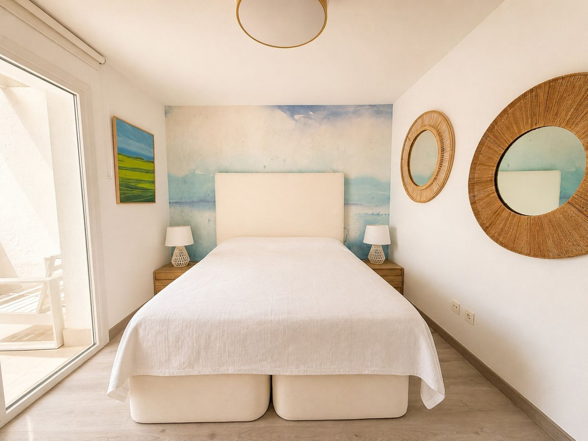 2 Bed Apartment for sale in Sotogrande Costa Del Sol, Cádiz, Spain
