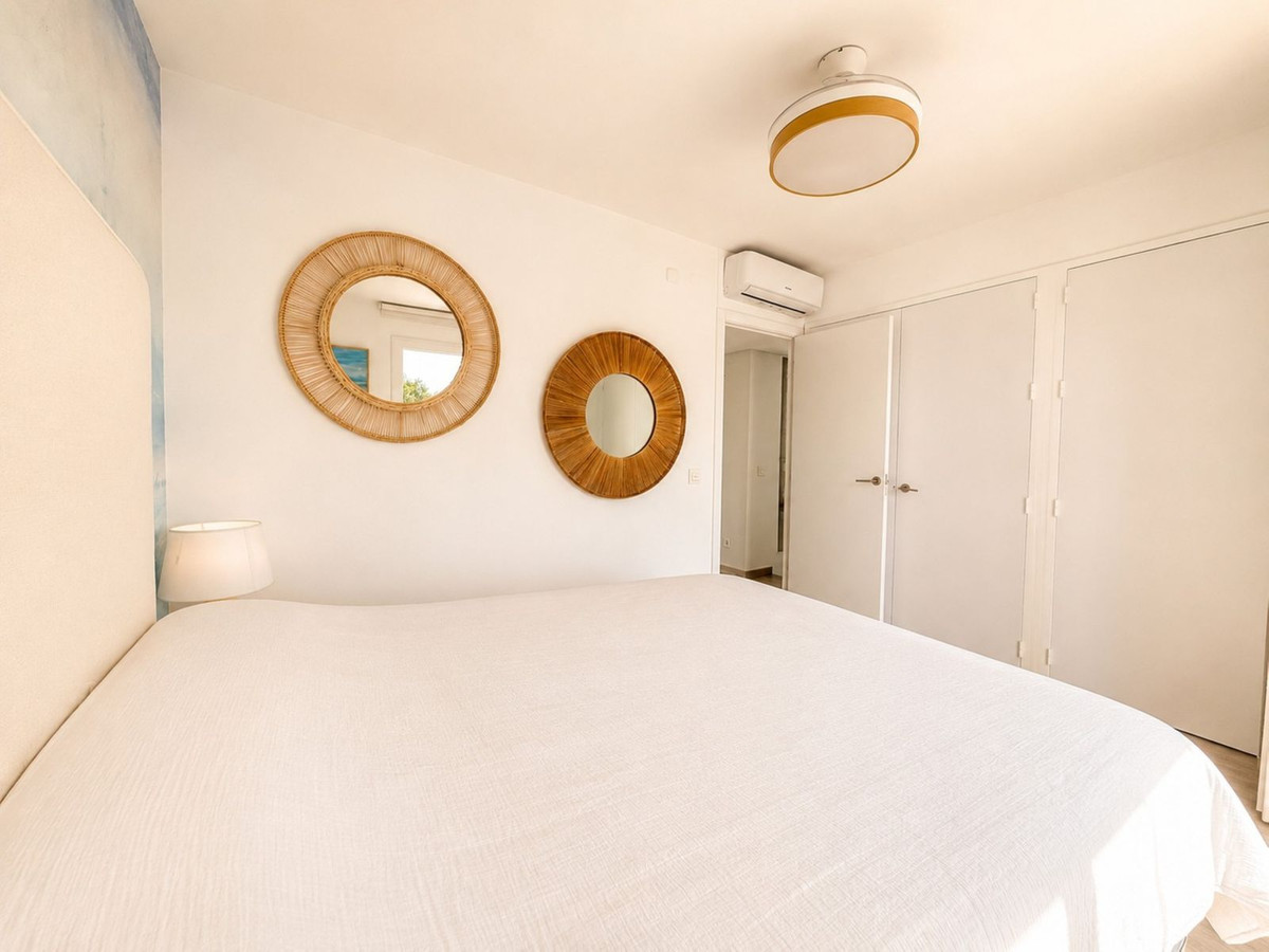 2 Bed Apartment for sale in Sotogrande Costa Del Sol, Cádiz, Spain