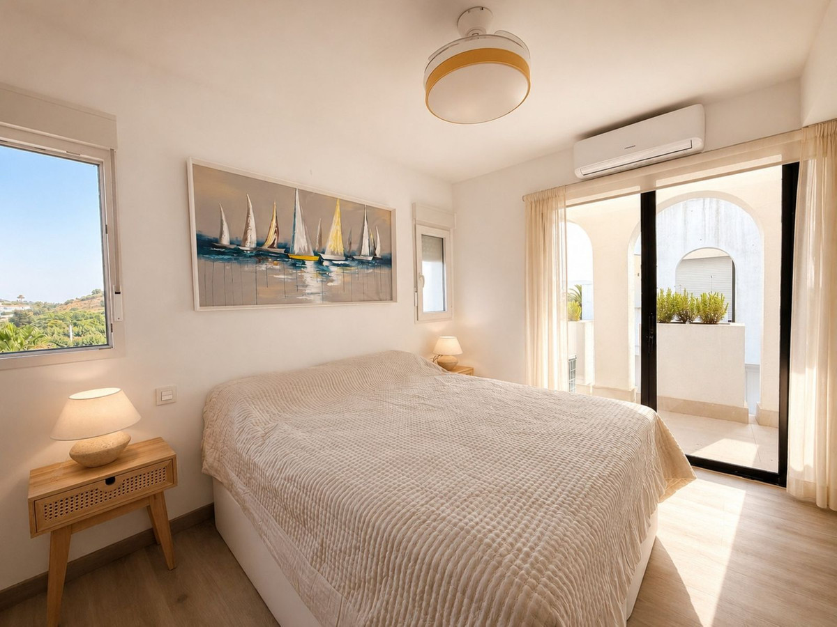 2 Bed Apartment for sale in Sotogrande Costa Del Sol, Cádiz, Spain