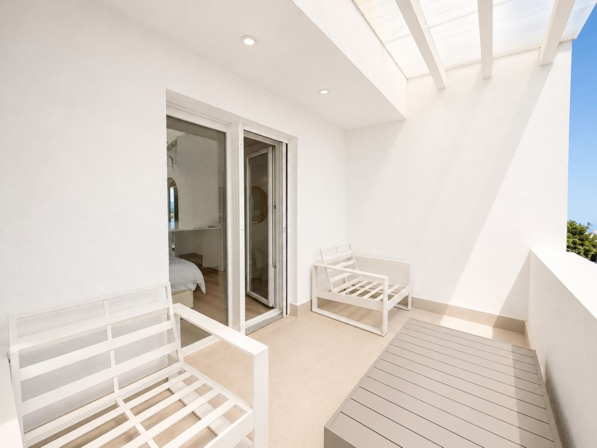 2 Bed Apartment for sale in Sotogrande Costa Del Sol, Cádiz, Spain