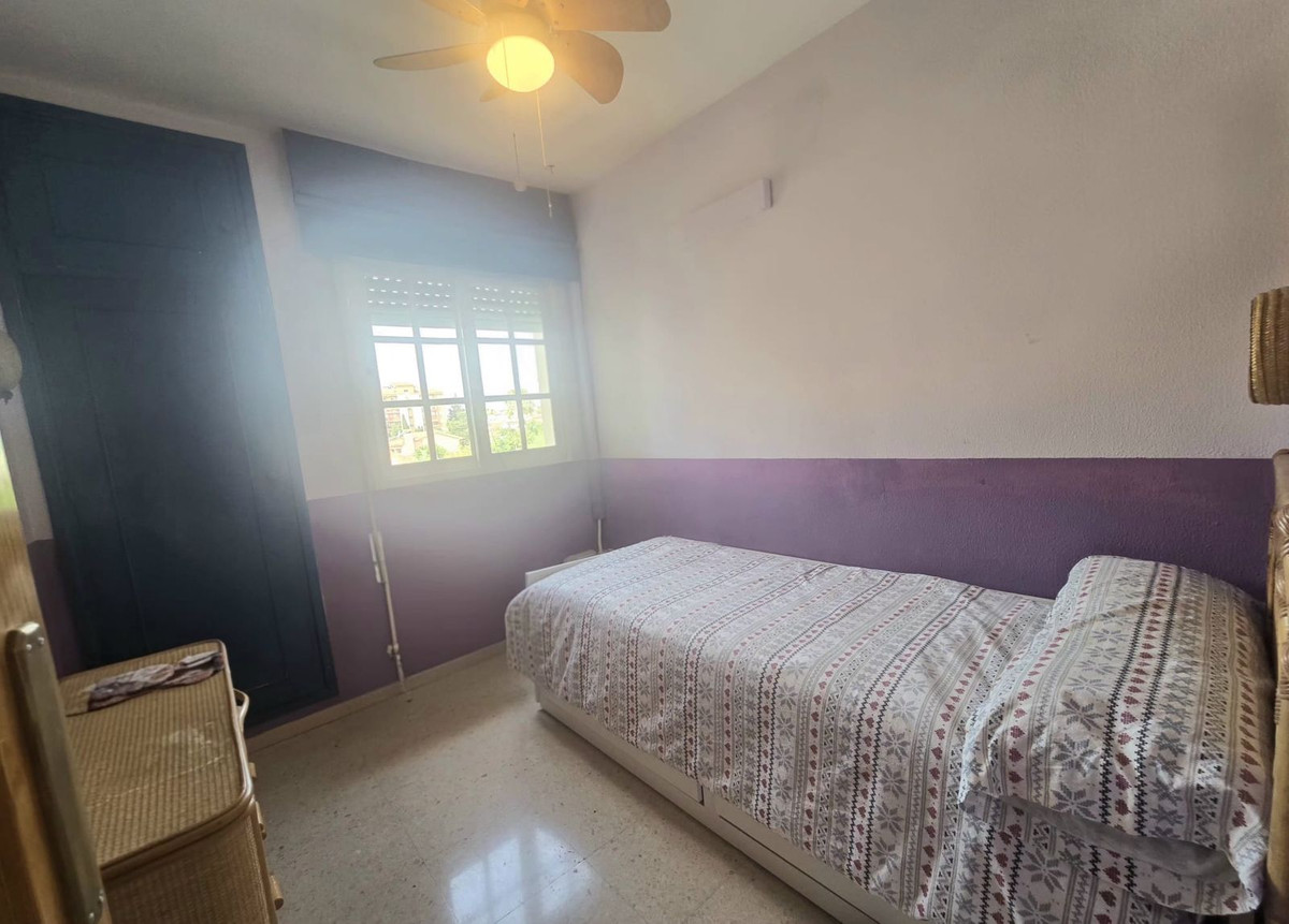 Se vende Apartamento Planta Media de 3 dormitorios en Costa Del Sol, Málaga, España