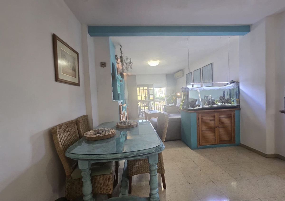 Se vende Apartamento Planta Media de 3 dormitorios en Costa Del Sol, Málaga, España