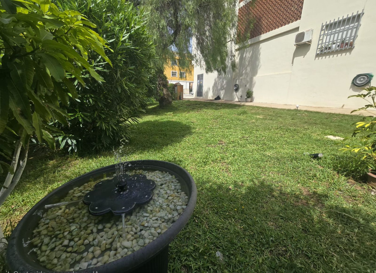 Se vende Apartamento Planta Media de 3 dormitorios en Costa Del Sol, Málaga, España