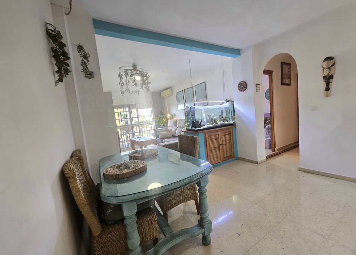 Se vende Apartamento Planta Media de 3 dormitorios en Costa Del Sol, Málaga, España