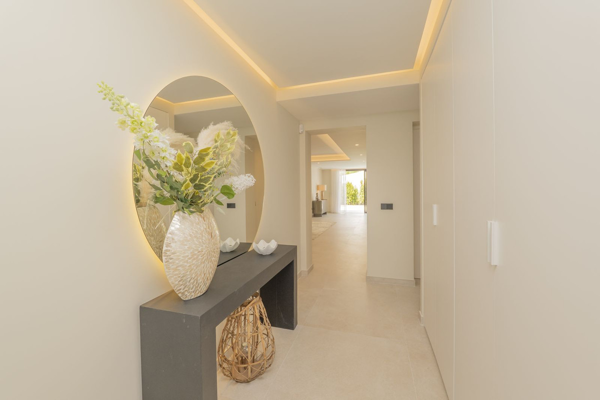 4 Bed Townhouse for sale in Atalaya Costa Del Sol, Málaga, Spain