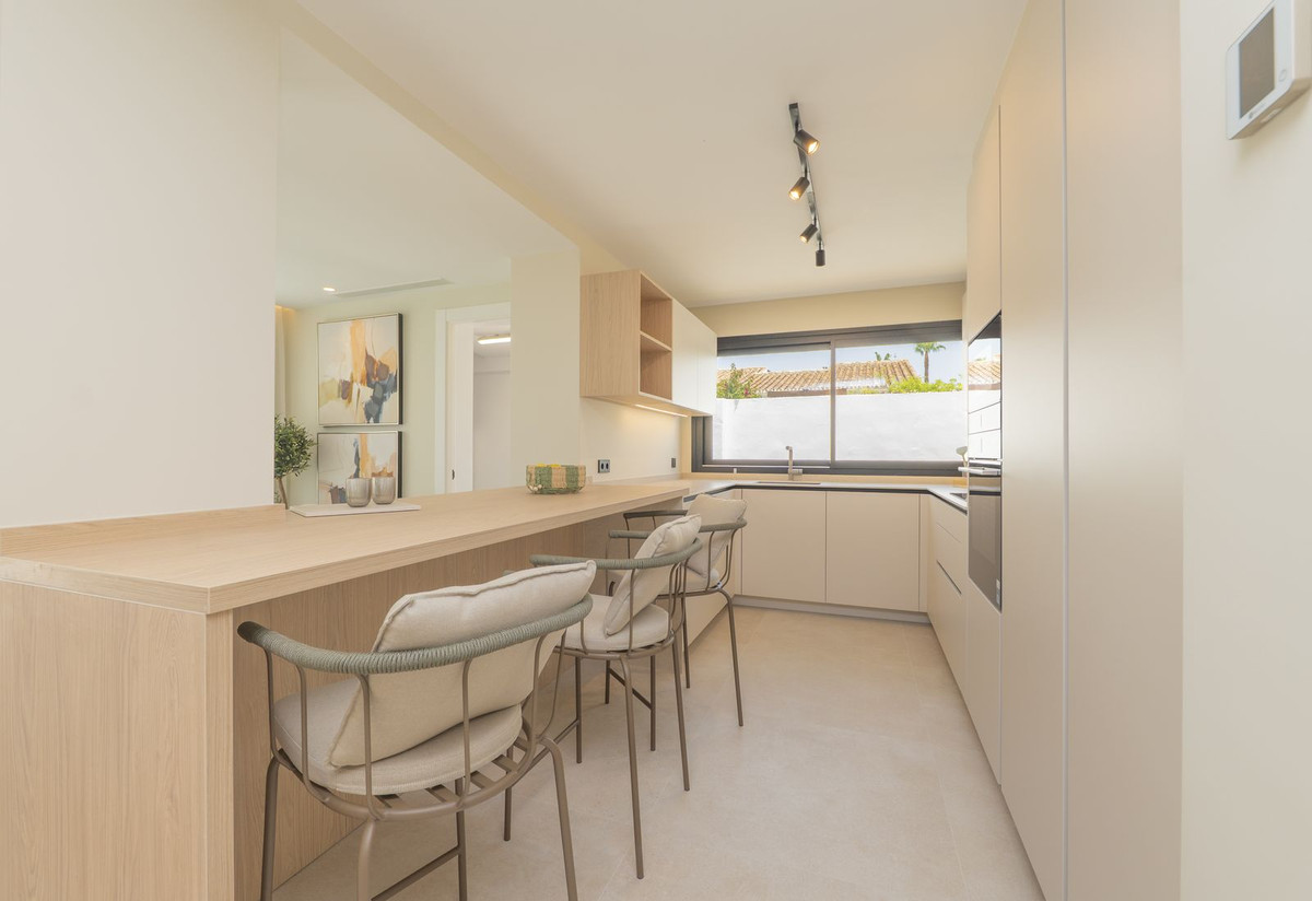 4 Bed Townhouse for sale in Atalaya Costa Del Sol, Málaga, Spain