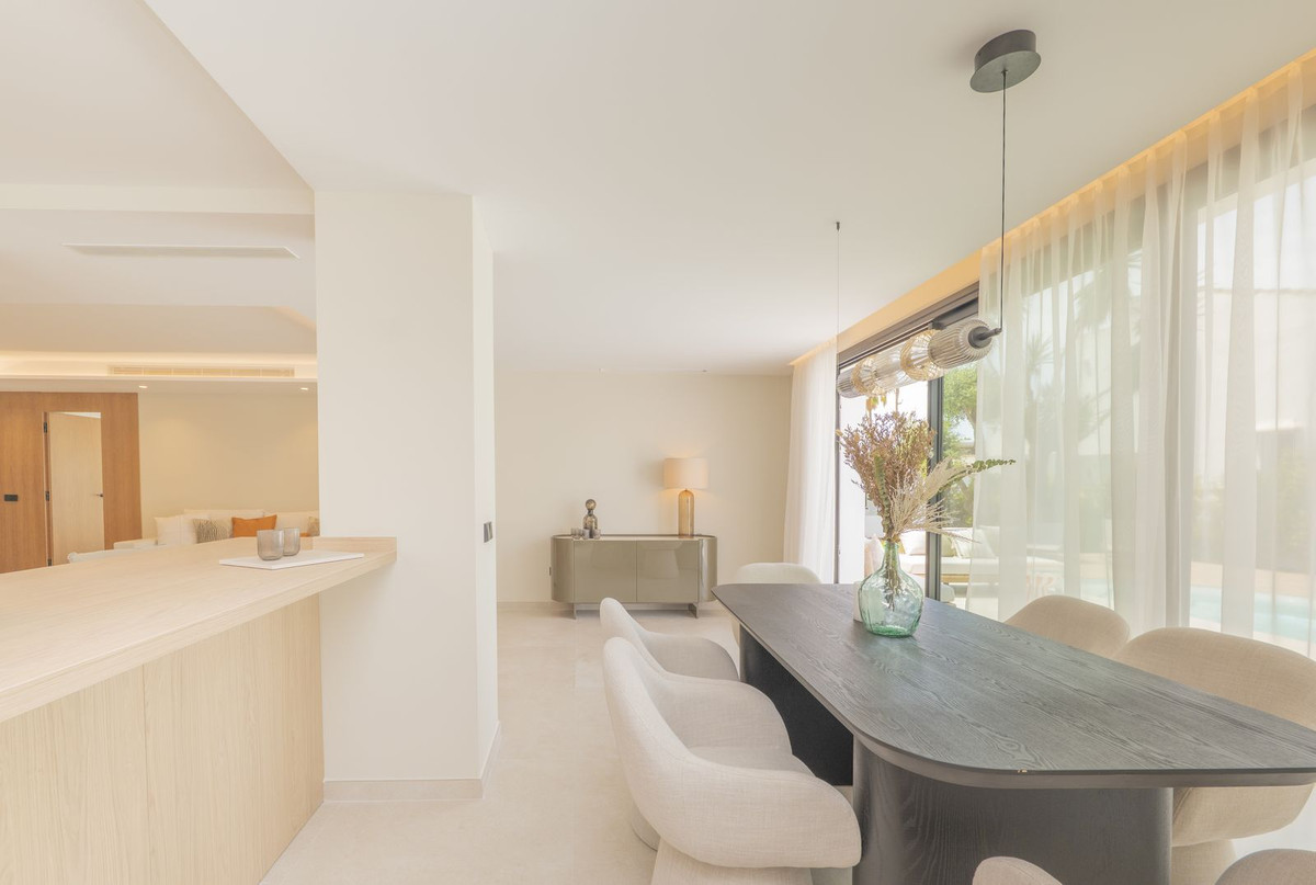 4 Bed Townhouse for sale in Atalaya Costa Del Sol, Málaga, Spain
