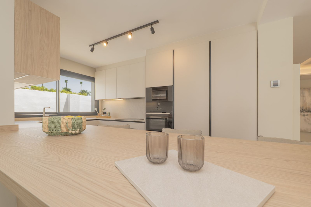 4 Bed Townhouse for sale in Atalaya Costa Del Sol, Málaga, Spain