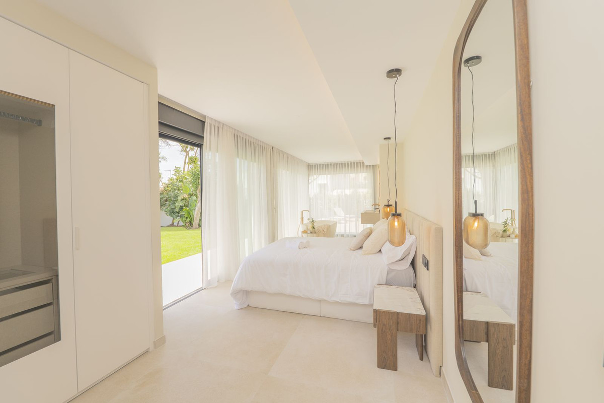 4 Bed Townhouse for sale in Atalaya Costa Del Sol, Málaga, Spain