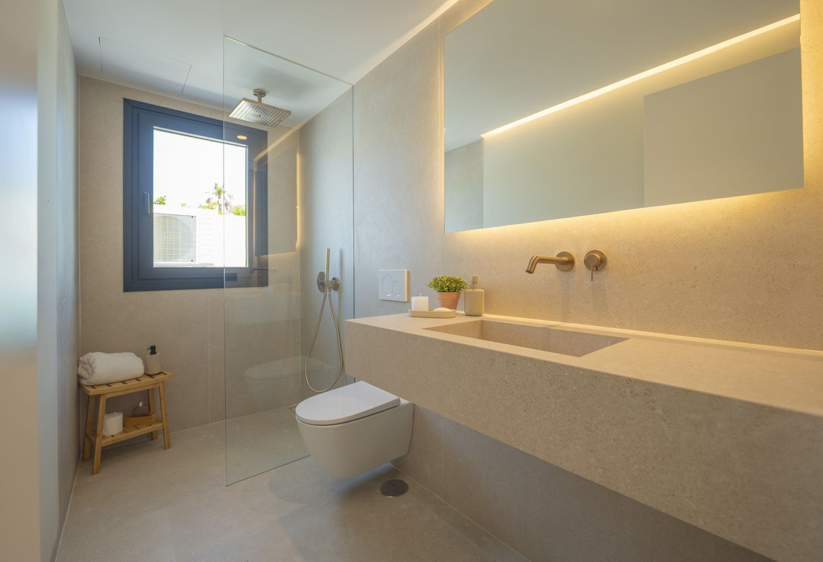 4 Bed Townhouse for sale in Atalaya Costa Del Sol, Málaga, Spain