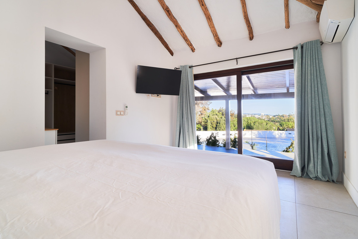6 Bed Townhouse for sale in San Pedro De Alcántara Costa Del Sol, Málaga, Spain