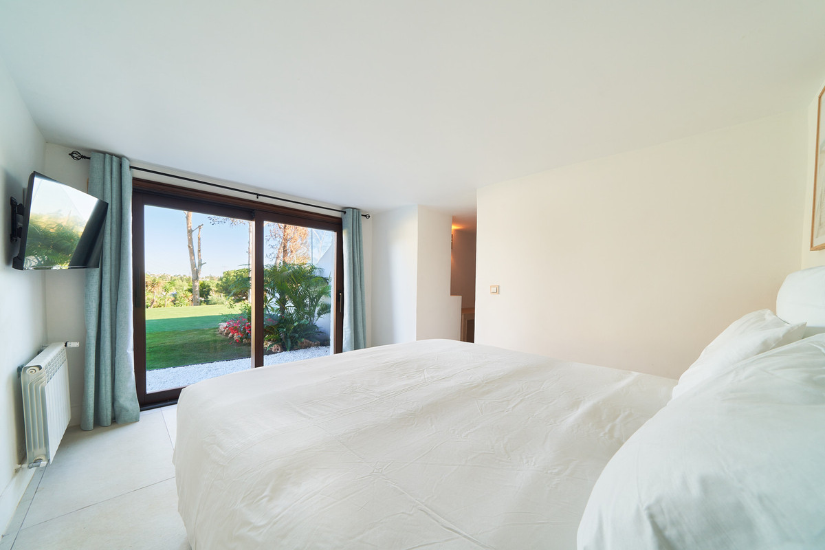 6 Bed Townhouse for sale in San Pedro De Alcántara Costa Del Sol, Málaga, Spain
