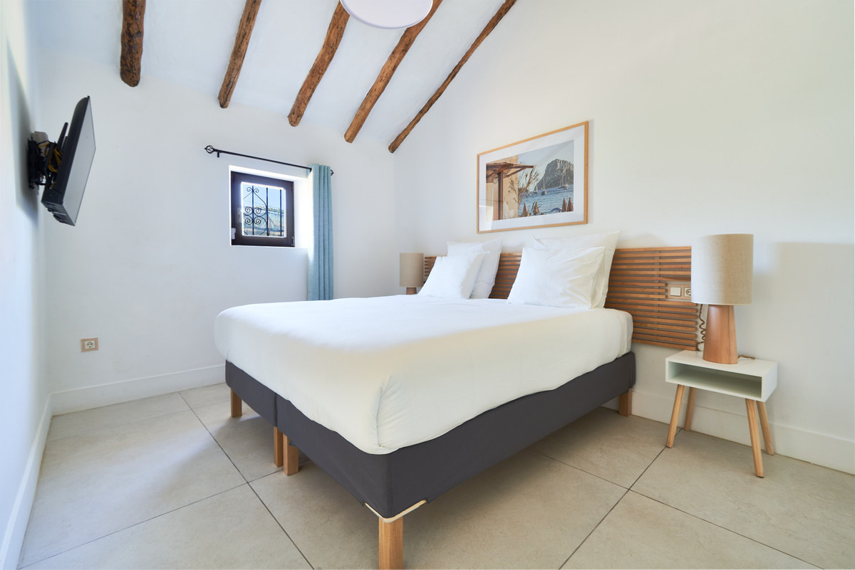 6 Bed Townhouse for sale in San Pedro De Alcántara Costa Del Sol, Málaga, Spain
