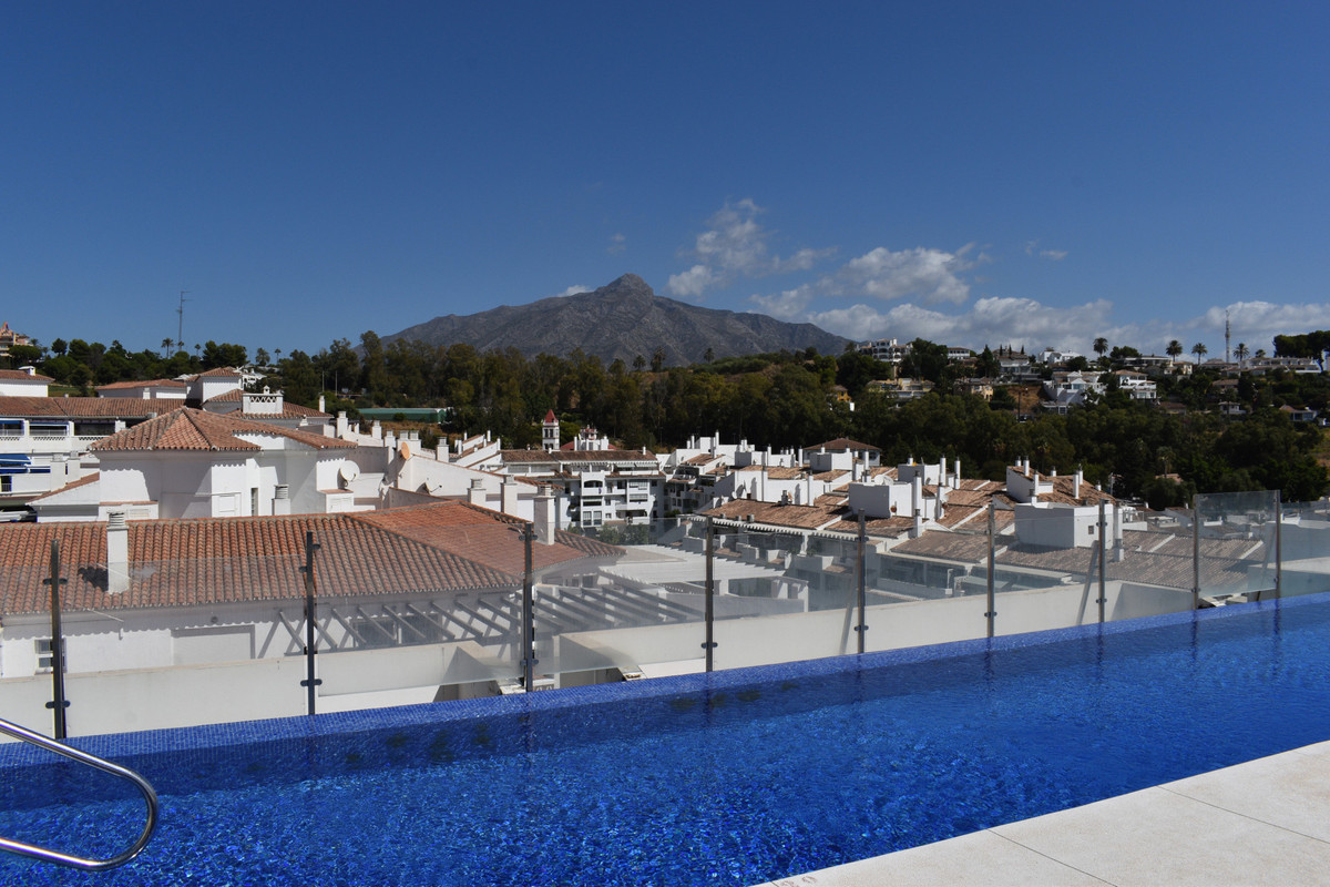 3 Bed Apartment for sale in Nueva Andalucía Costa Del Sol, Málaga, Spain