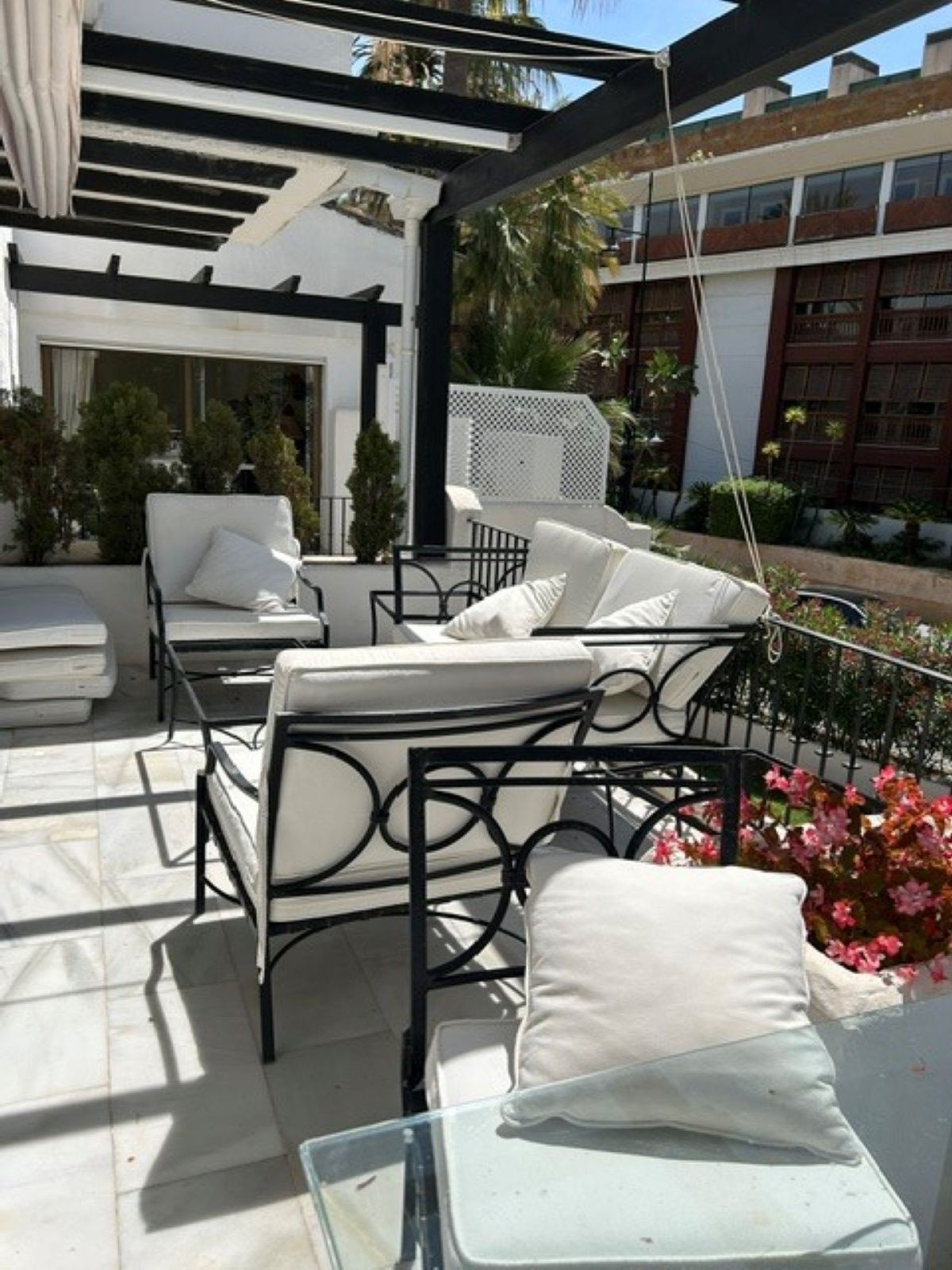 3 Bed Apartment for sale in Puerto Banús Costa Del Sol, Málaga, Spain
