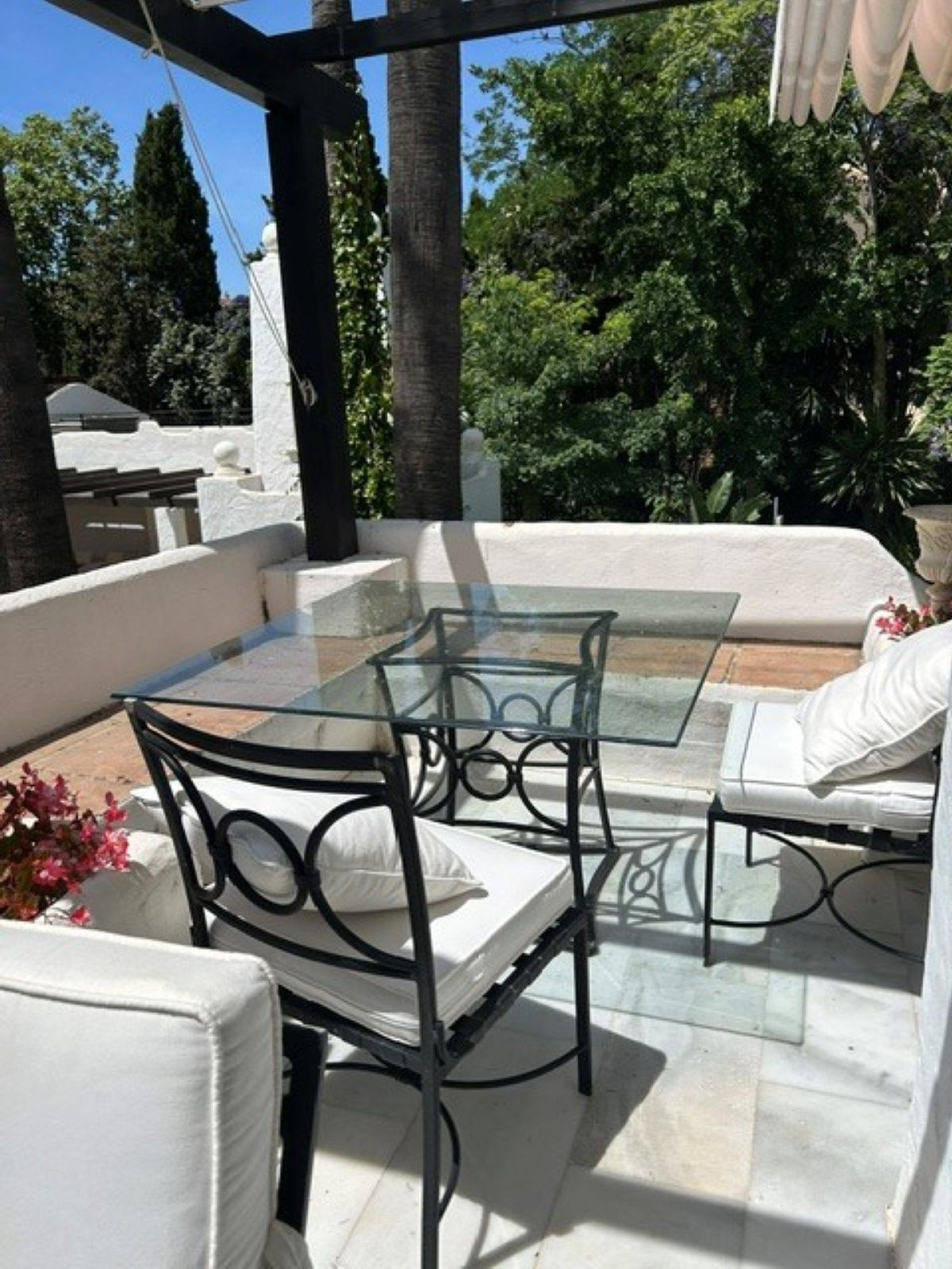3 Bed Apartment for sale in Puerto Banús Costa Del Sol, Málaga, Spain