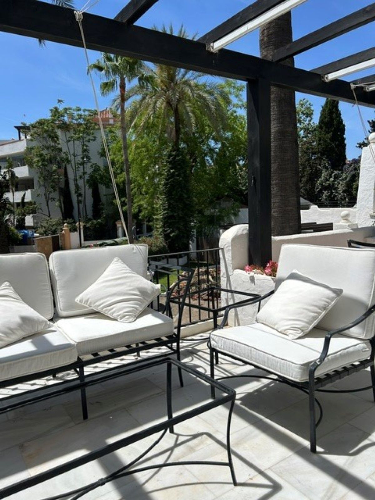 3 Bed Apartment for sale in Puerto Banús Costa Del Sol, Málaga, Spain