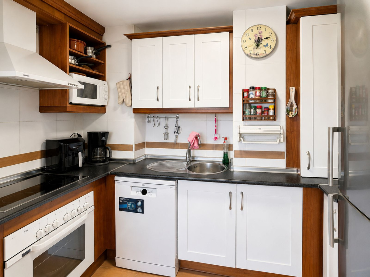 1 Bed Apartment for sale in Fuengirola Costa Del Sol, Málaga, Spain